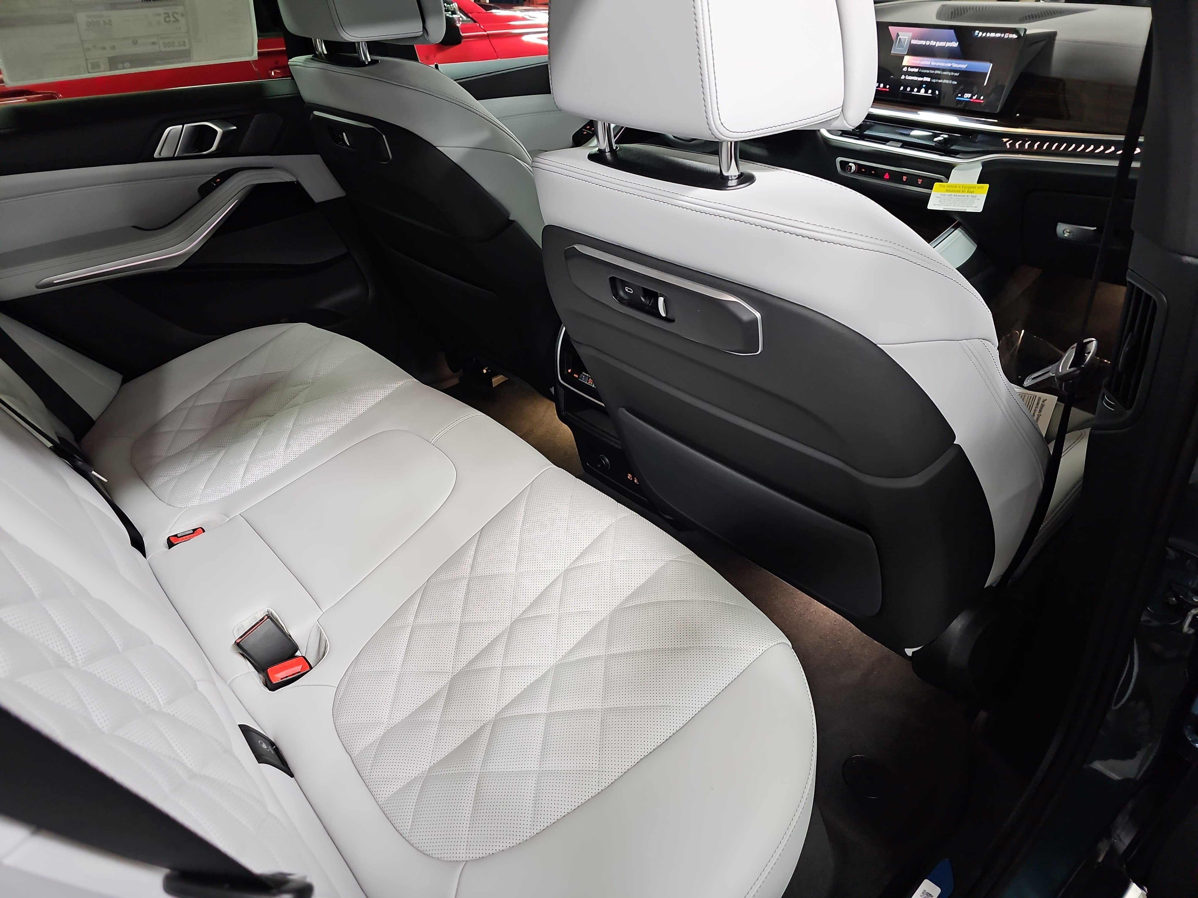 New 2026 BMW X5 xDrive40i w/ Climate Comfort Package image 11