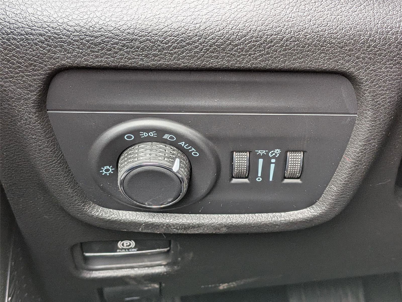 New 2026 Jeep Grand Cherokee Altitude AWD/4WD image 22