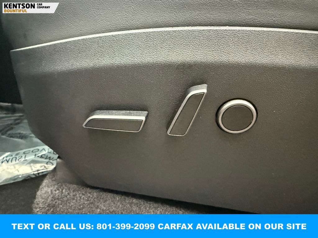 Used 2023 Tesla Model Y Long Range image 31