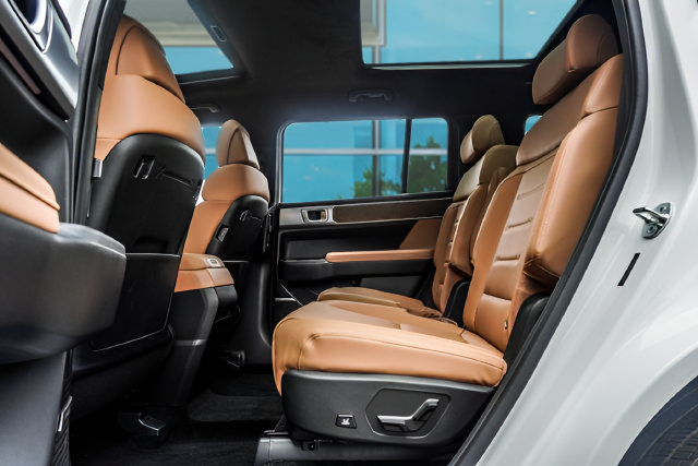 New 2026 Hyundai Santa Fe Limited FWD image 49