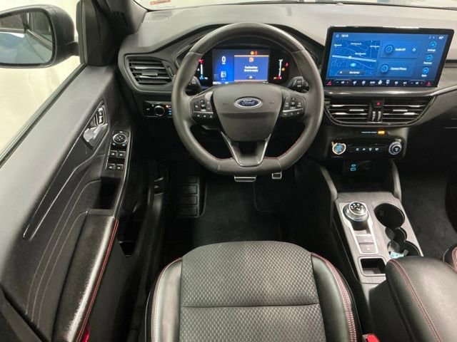 Used 2023 Ford Escape ST-Line w/ Tech Pack #1 image 11