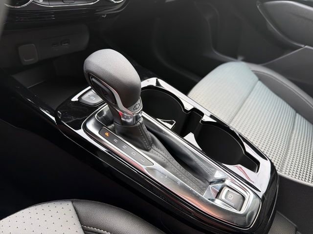 New 2026 Chevrolet Trax LT w/ Driver Confidence Package FWD image 24
