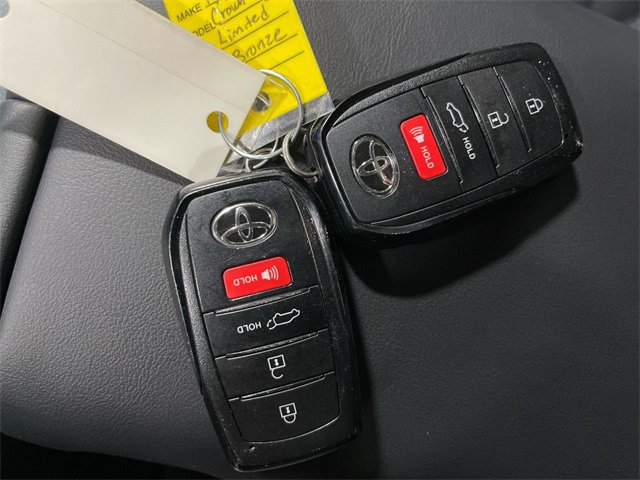 Used 2025 Toyota Crown Signia image 21