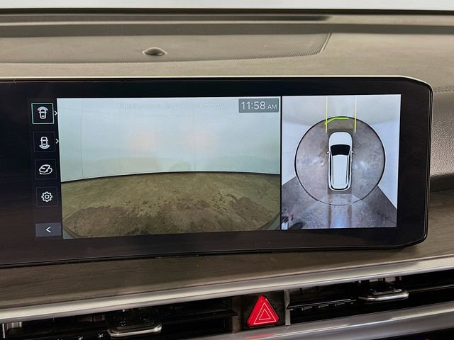 Used 2025 Kia Sorento SX image 24