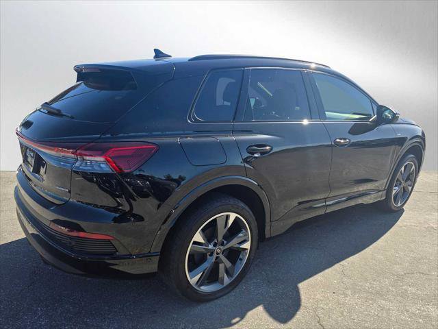 Used 2023 Audi Q4 e-tron Premium Plus w/ Premium Plus image 3