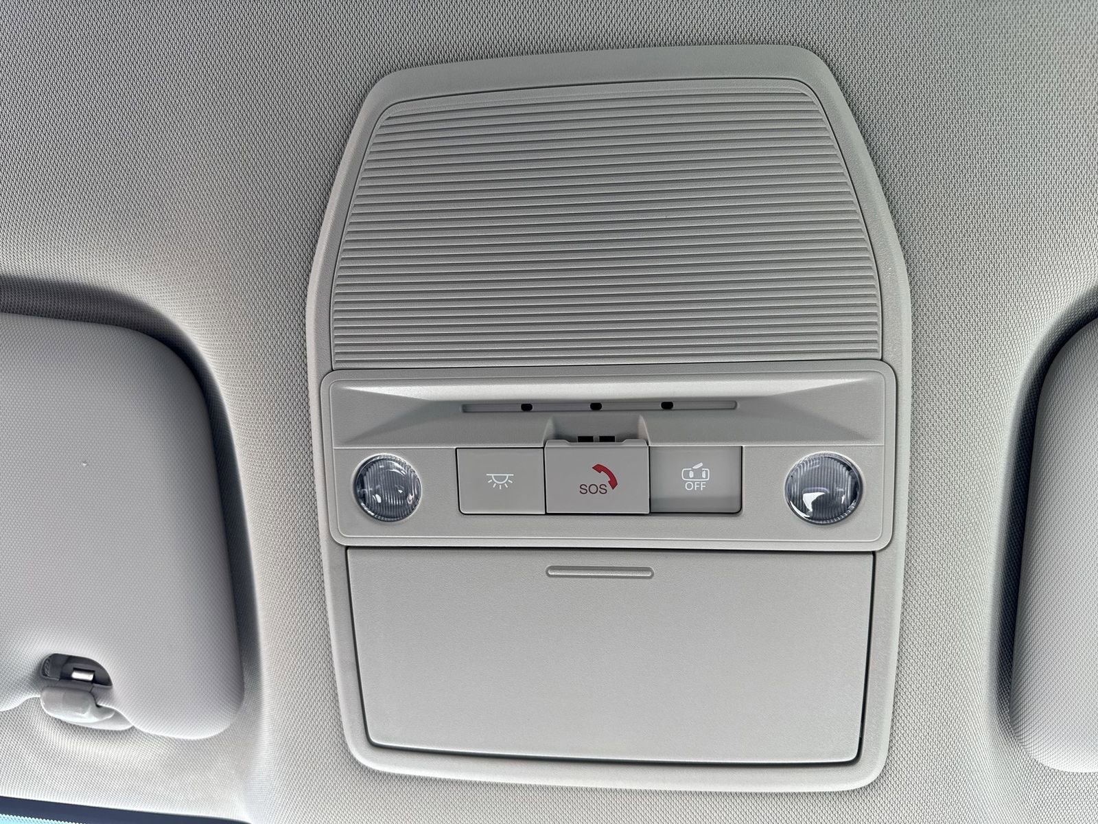 New 2026 Nissan Leaf SV+ w/ Illuminated Package image 18