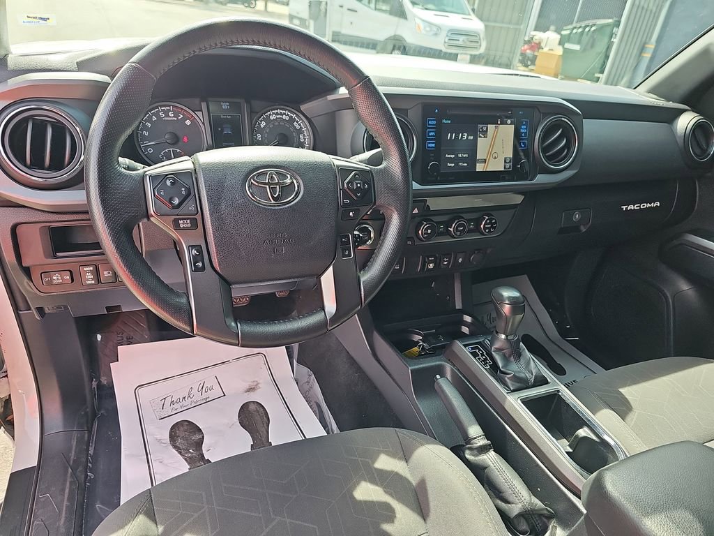 Used 2018 Toyota Tacoma TRD Off-Road image 19