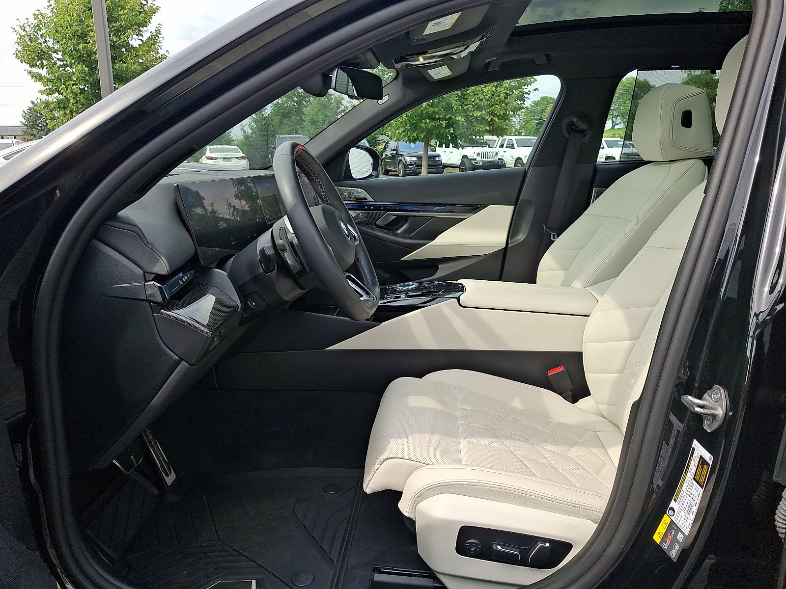 Used 2024 BMW i5 M60 w/ Executive Package AWD/4WD image 13