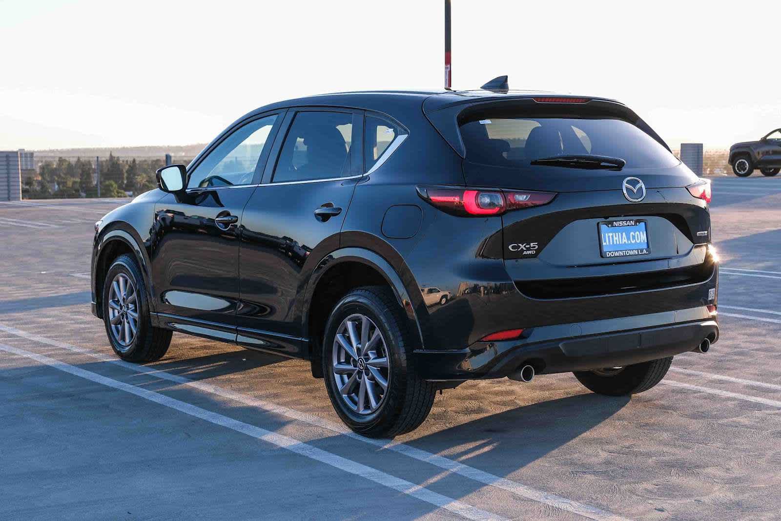 Used 2024 MAZDA CX-5 AWD 2.5 S w/ Select Package image 6