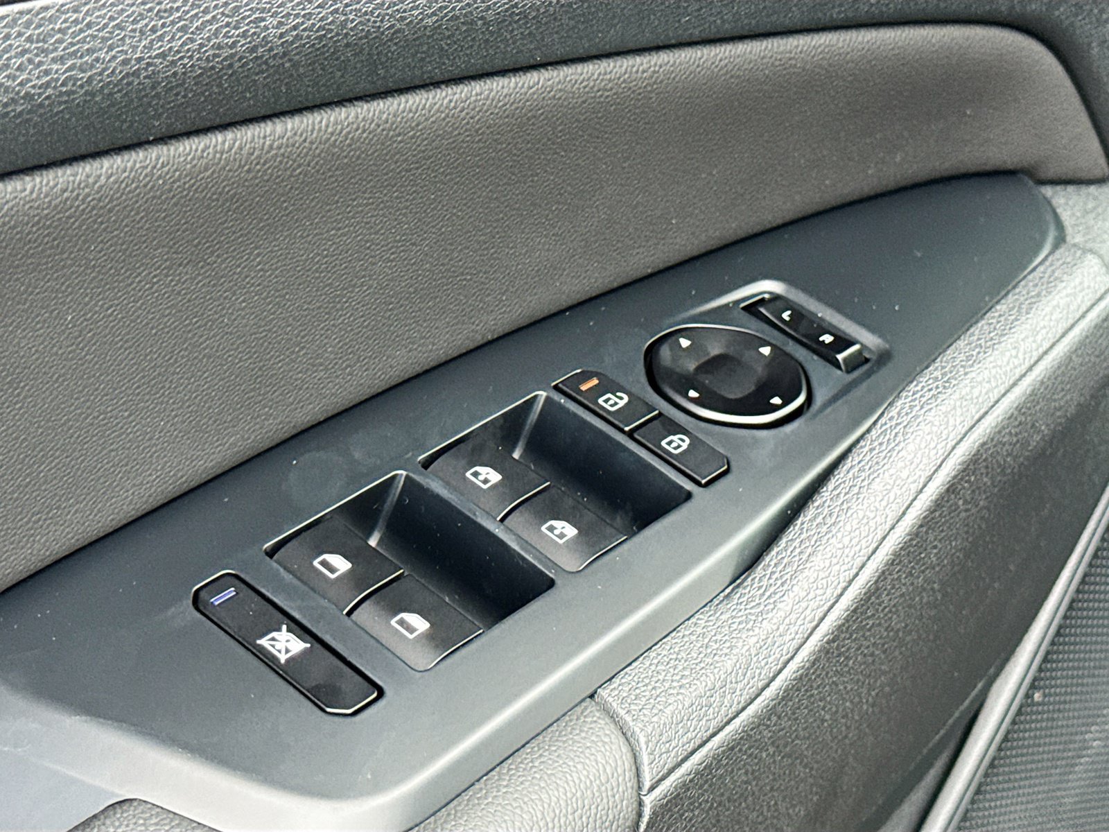 New 2026 Kia Sportage EX FWD image 8