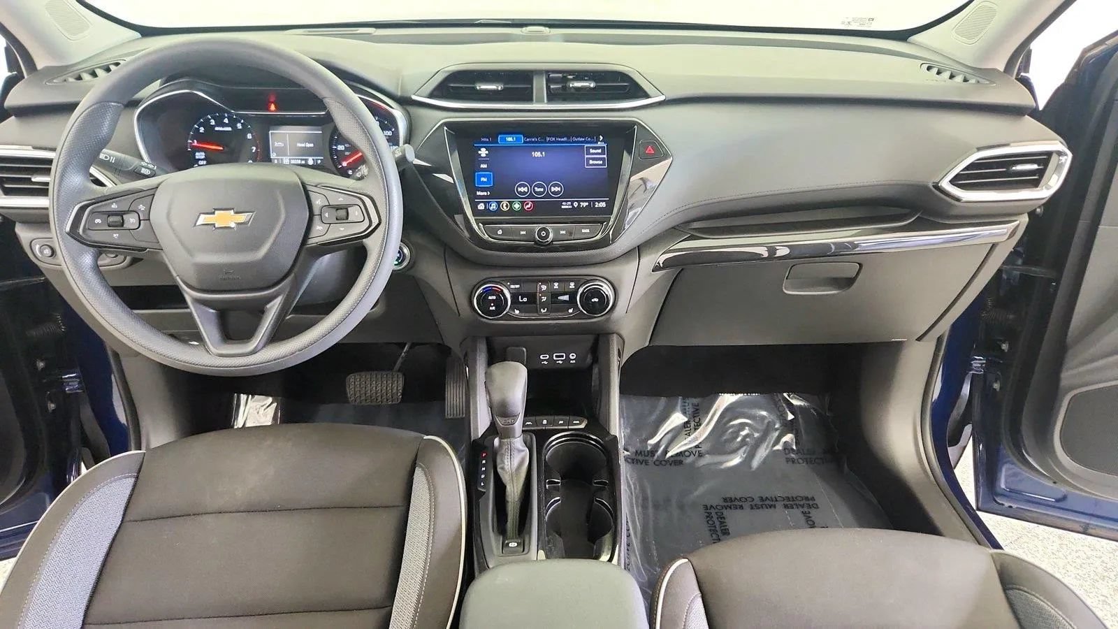 Used 2022 Chevrolet TrailBlazer LT w/ Convenience Package AWD/4WD image 26