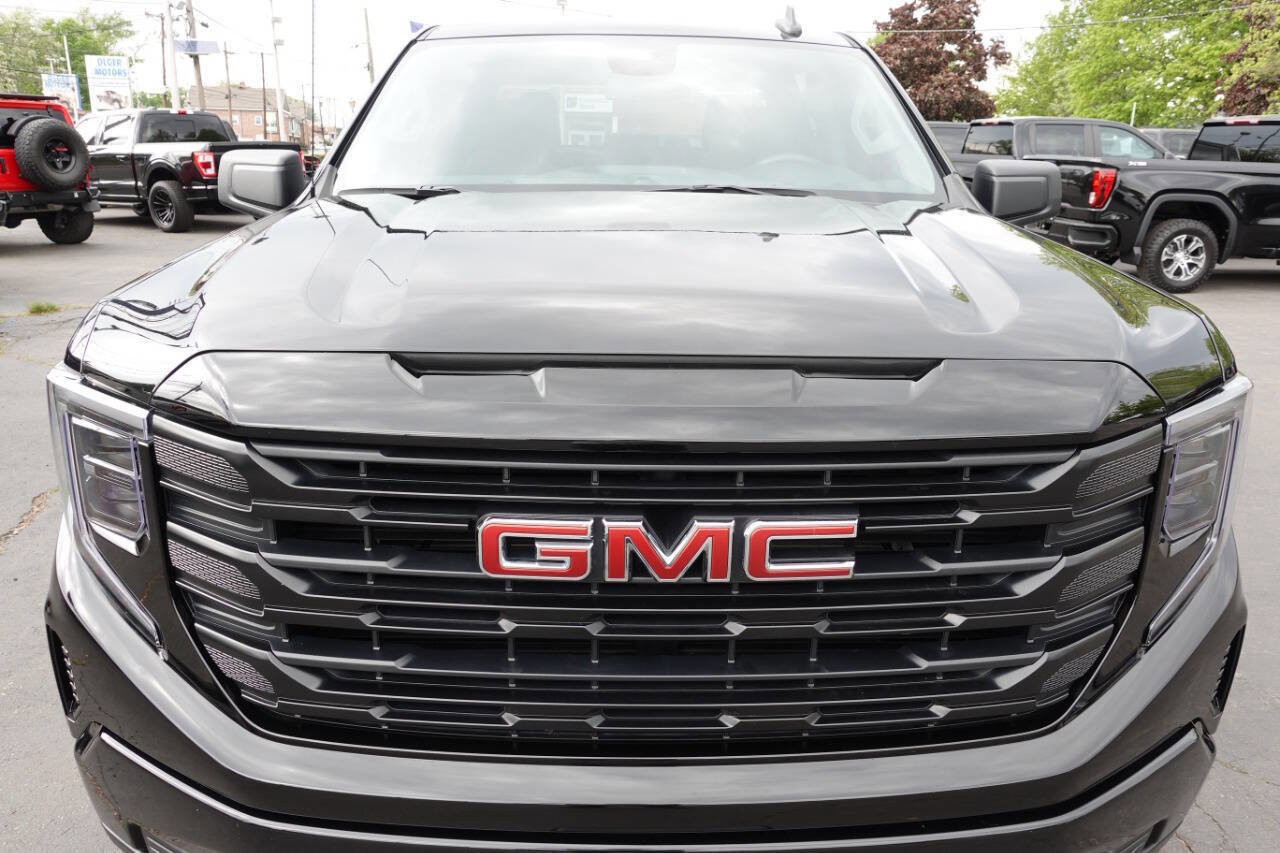 Used 2023 GMC Sierra 1500 Pro w/ Graphite Edition AWD/4WD image 7