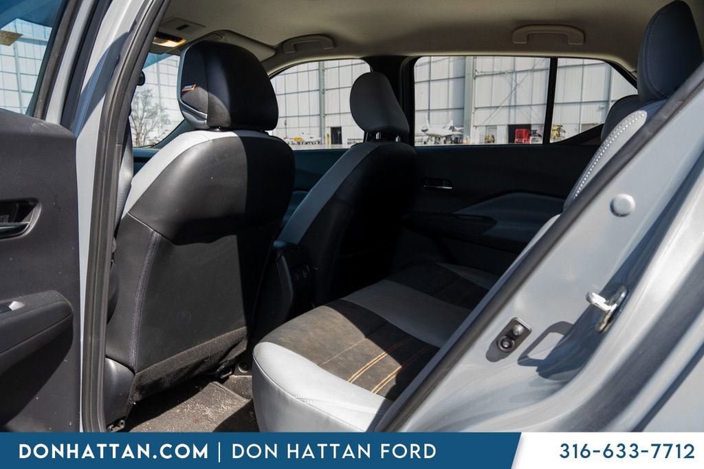 Used 2021 Nissan Kicks SR w/ SR Premium Package image 16