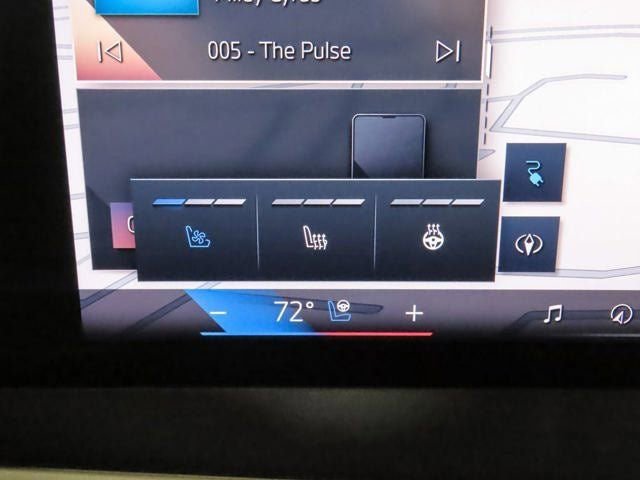 Used 2026 BMW iX xDrive60 image 18