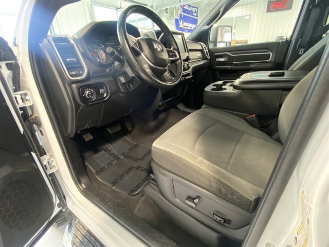 Used 2024 RAM 2500 Big Horn w/ Off Road Package image 11