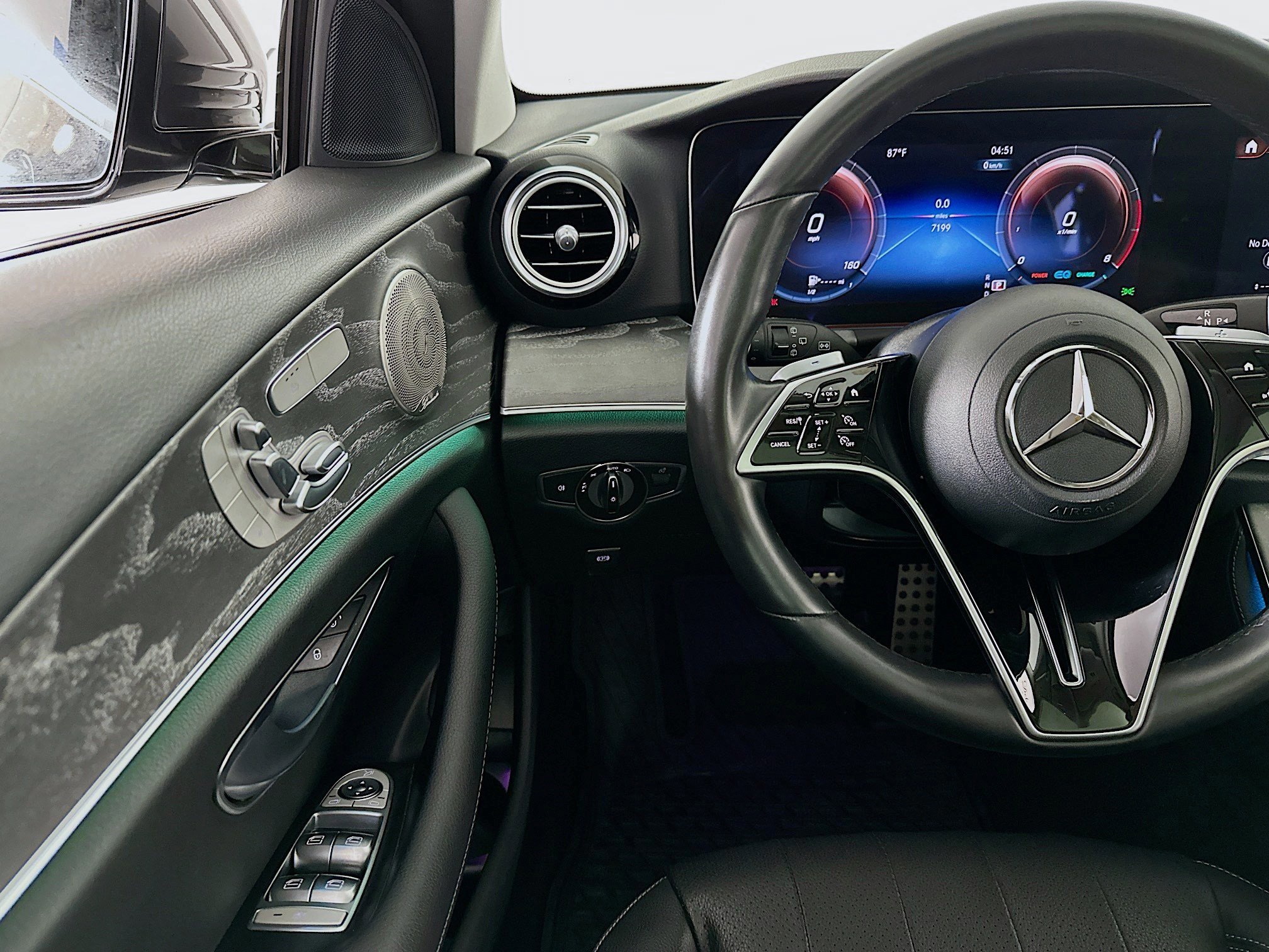 Used 2023 Mercedes-Benz E 450 4MATIC All-Terrain Wagon w/ Premium Package image 10