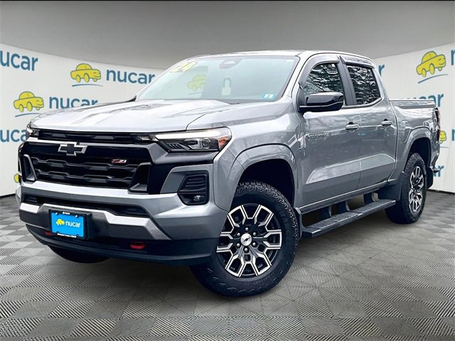 Used 2024 Chevrolet Colorado Z71 image 12