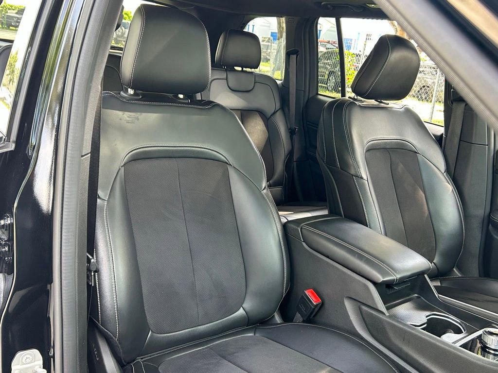 Certified 2024 Jeep Grand Cherokee Altitude image 40