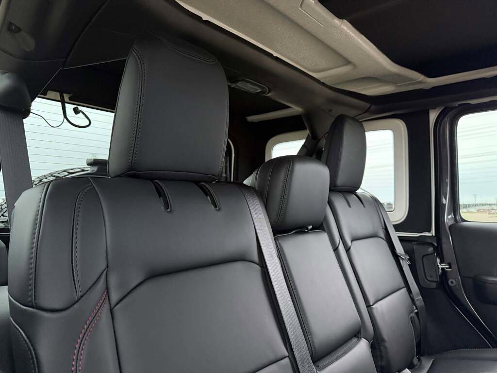 New 2026 Jeep Wrangler Unlimited Rubicon image 30