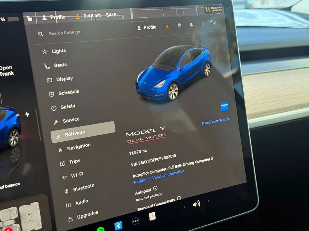 Used 2023 Tesla Model Y Performance image 11