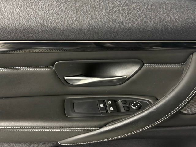 Used 2015 BMW M4 Coupe RWD image 18