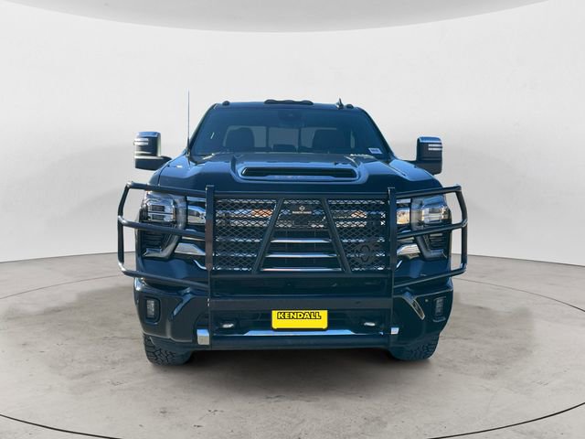 Used 2024 Chevrolet Silverado 3500 High Country w/ Technology Package image 8