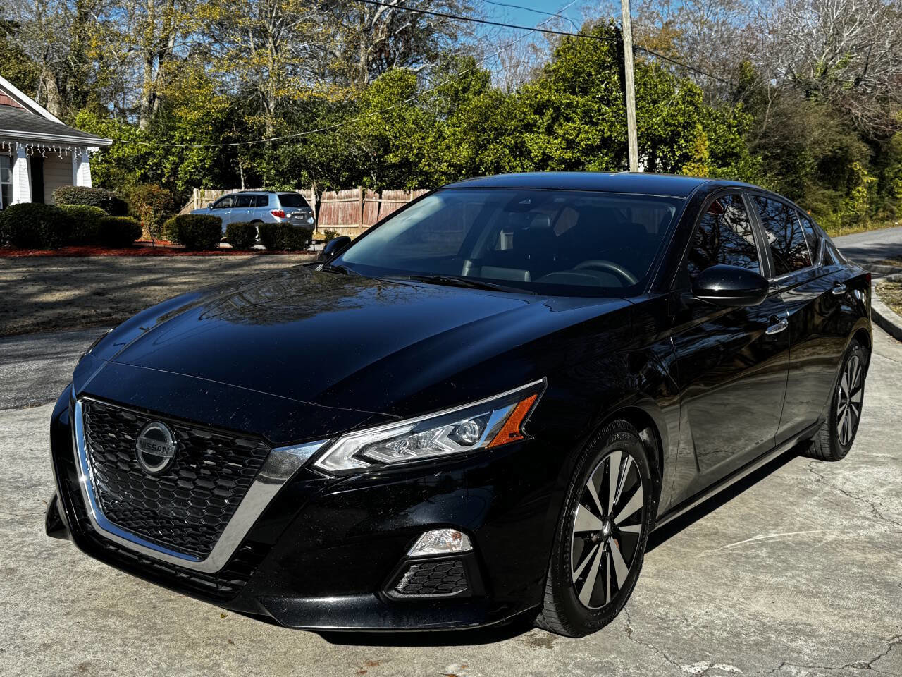 Used 2021 Nissan Altima 2.5 SV image 3