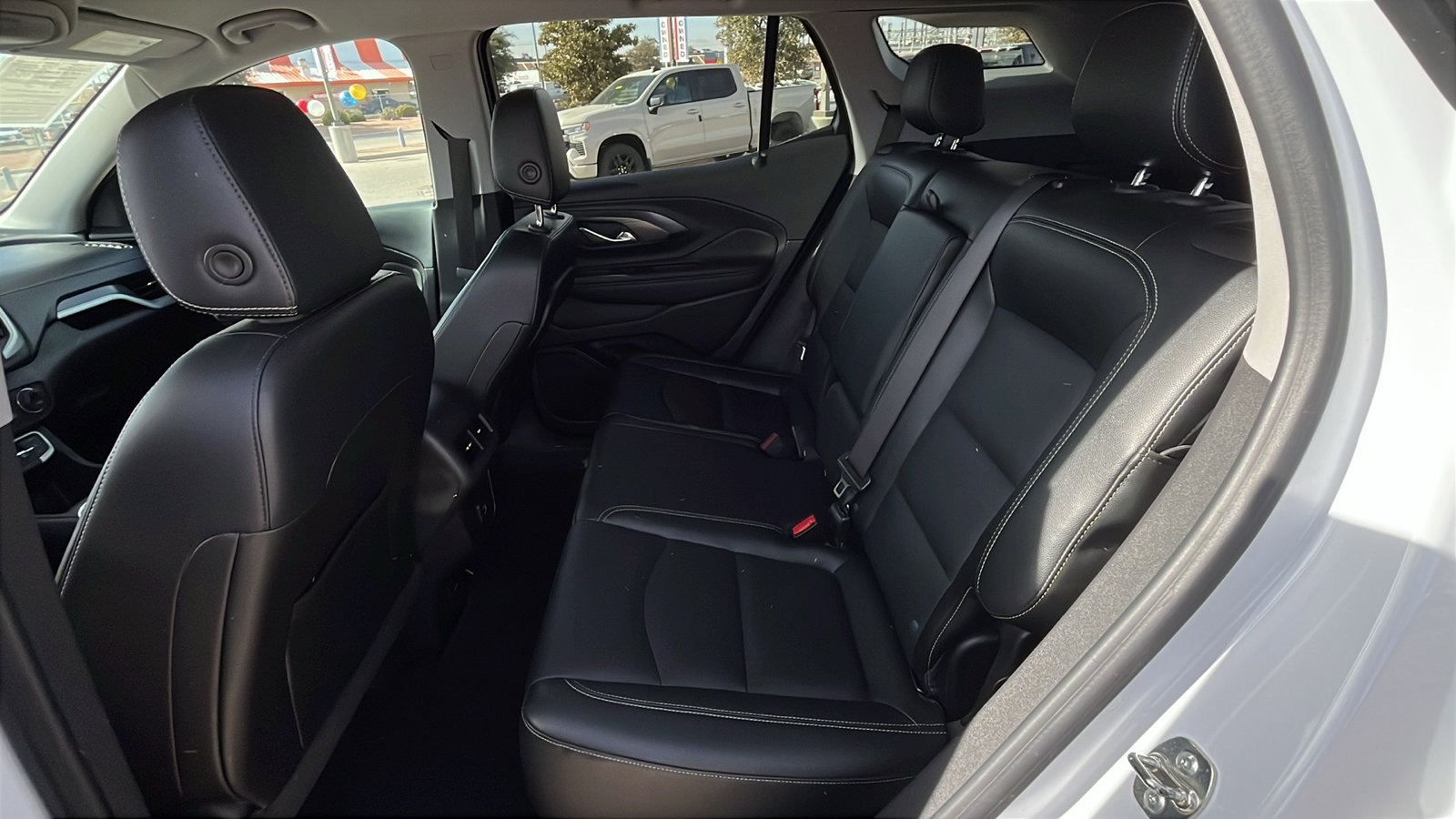 Certified 2024 GMC Terrain SLT image 24