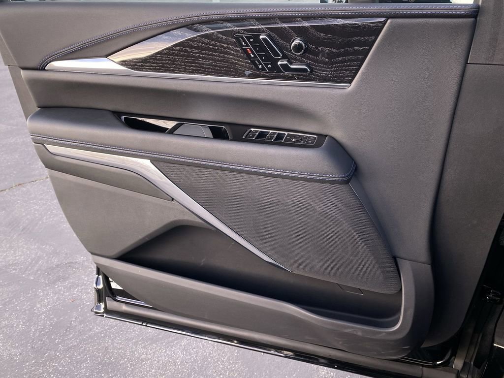 Used 2025 Cadillac Escalade IQ Sport 1 image 23