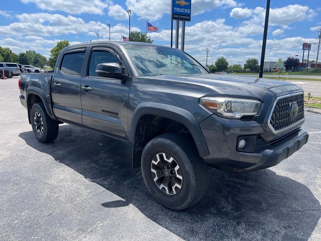 Used 2018 Toyota Tacoma TRD Off-Road AWD/4WD image 2