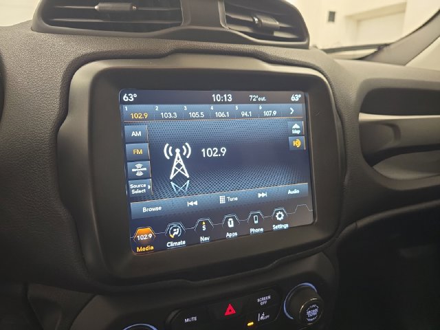 Used 2023 Jeep Renegade Altitude AWD/4WD image 21
