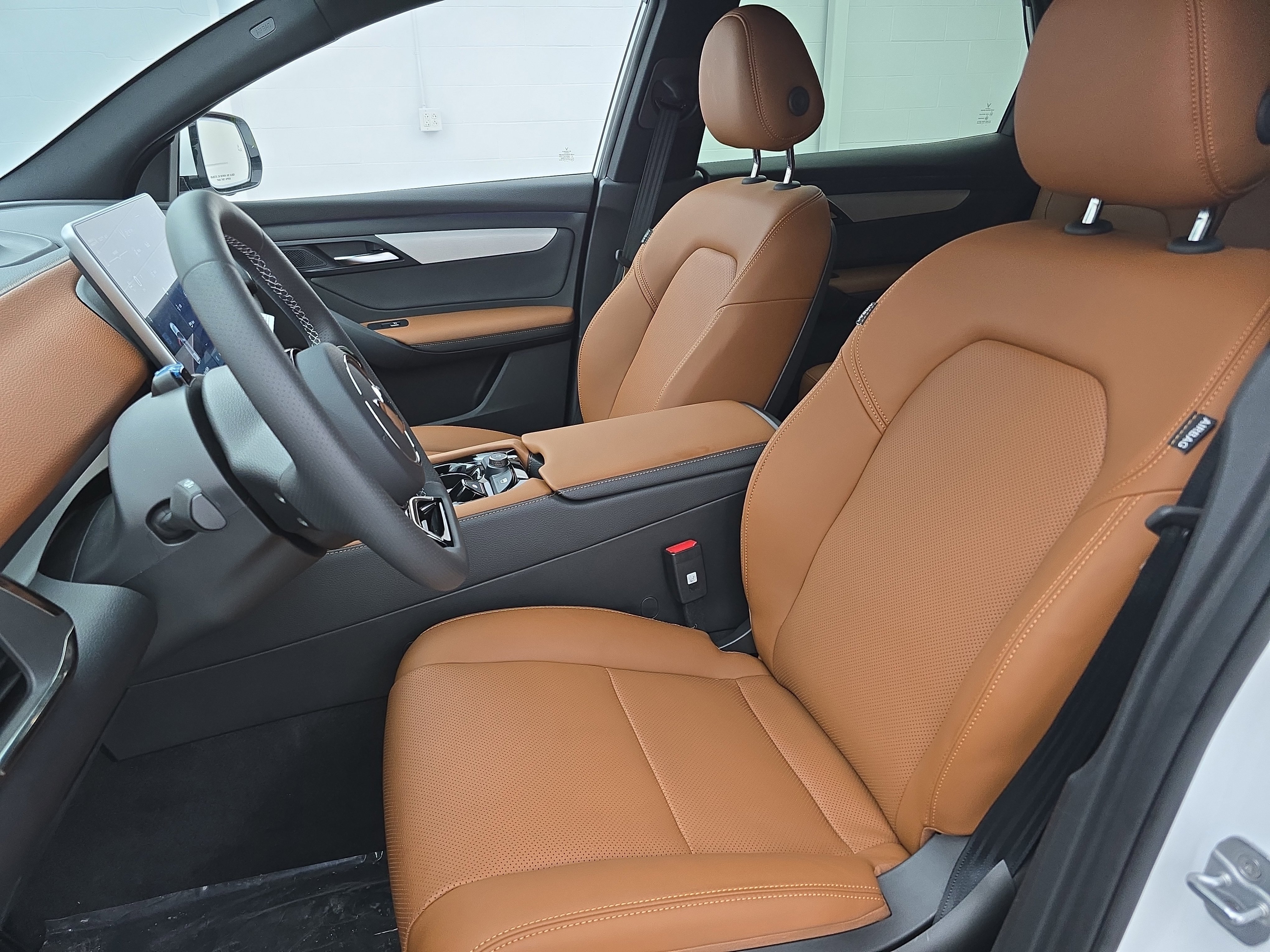New 2025 VinFast VF 8 Plus image 15