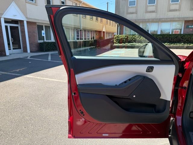 Used 2022 Ford Mustang Mach-E Premium AWD/4WD image 25