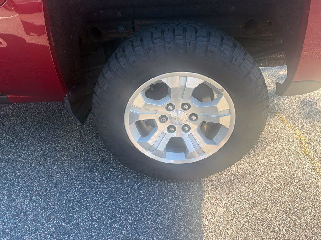 Used 2018 Chevrolet Silverado 1500 LT w/ All Star Edition AWD/4WD image 10