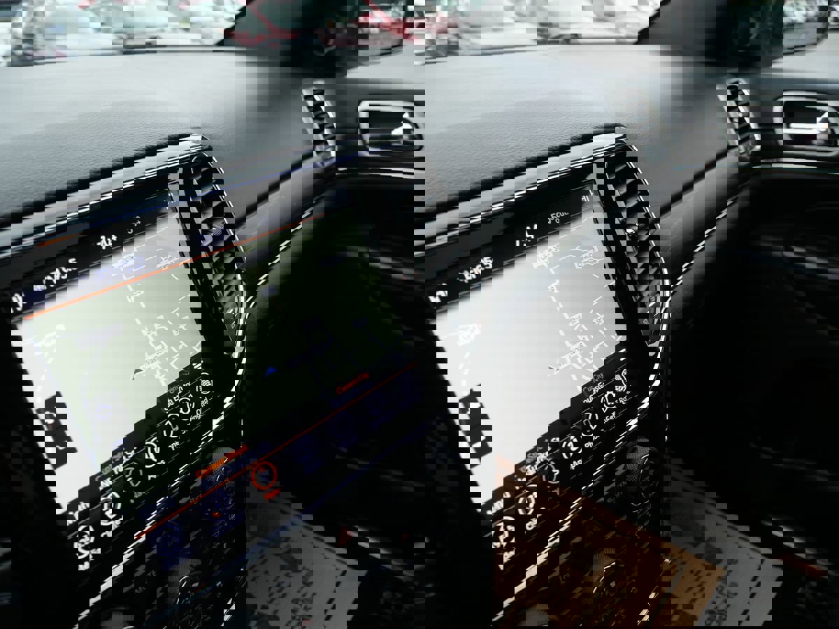 Used 2021 Jeep Grand Cherokee Limited w/ Trailer Tow Group IV image 14