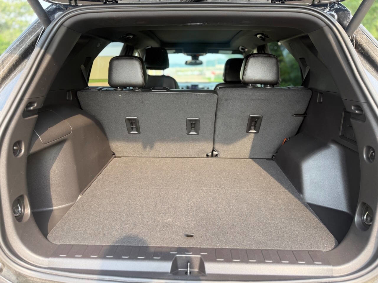Used 2024 Chevrolet Equinox Premier image 10