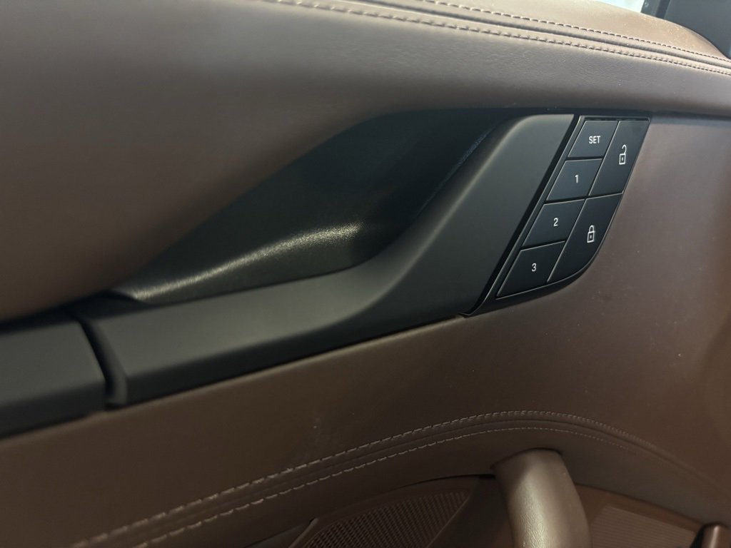 Used 2024 Porsche 911 Targa 4 GTS image 10