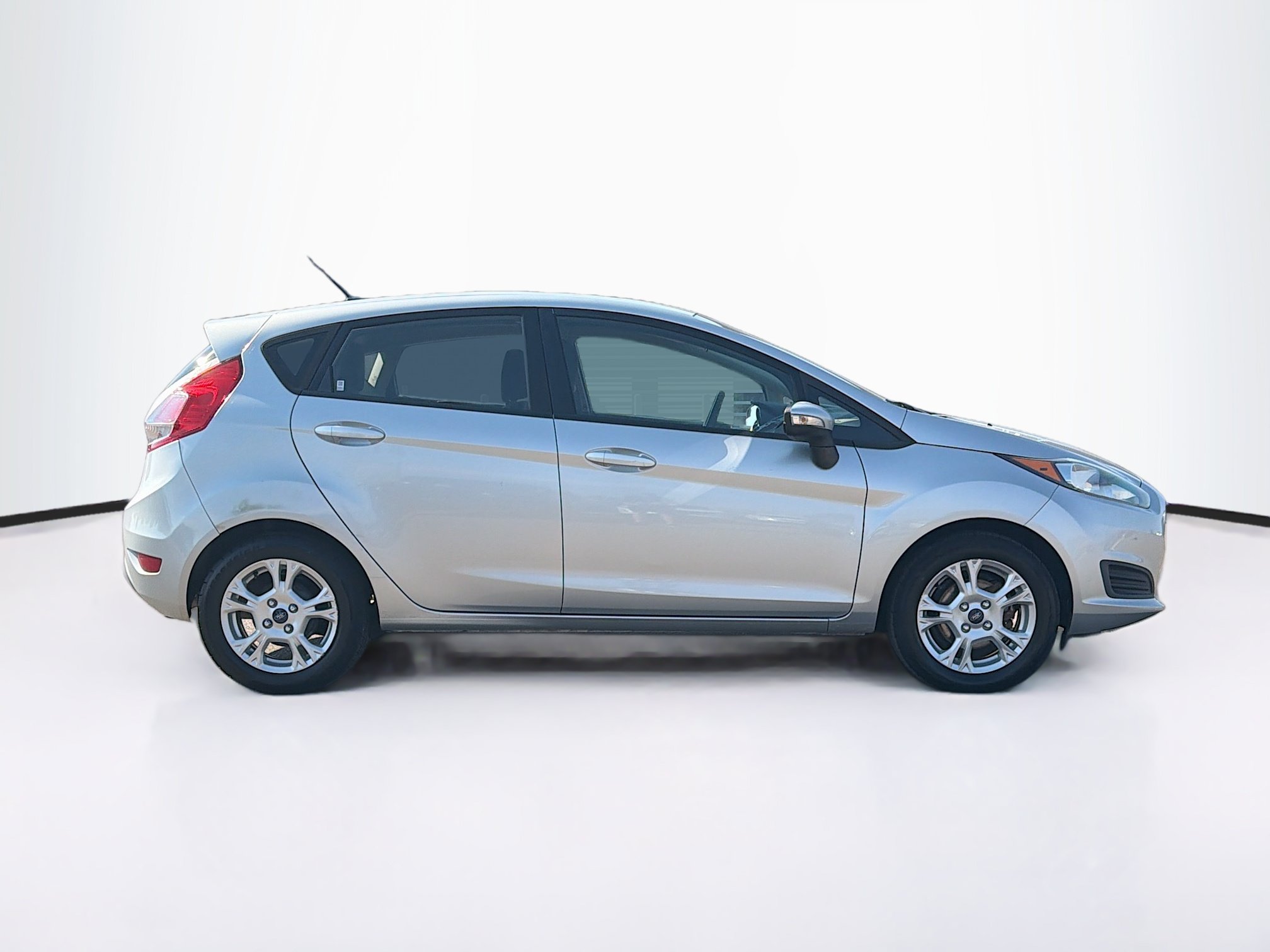 Used 2015 Ford Fiesta SE FWD image 10