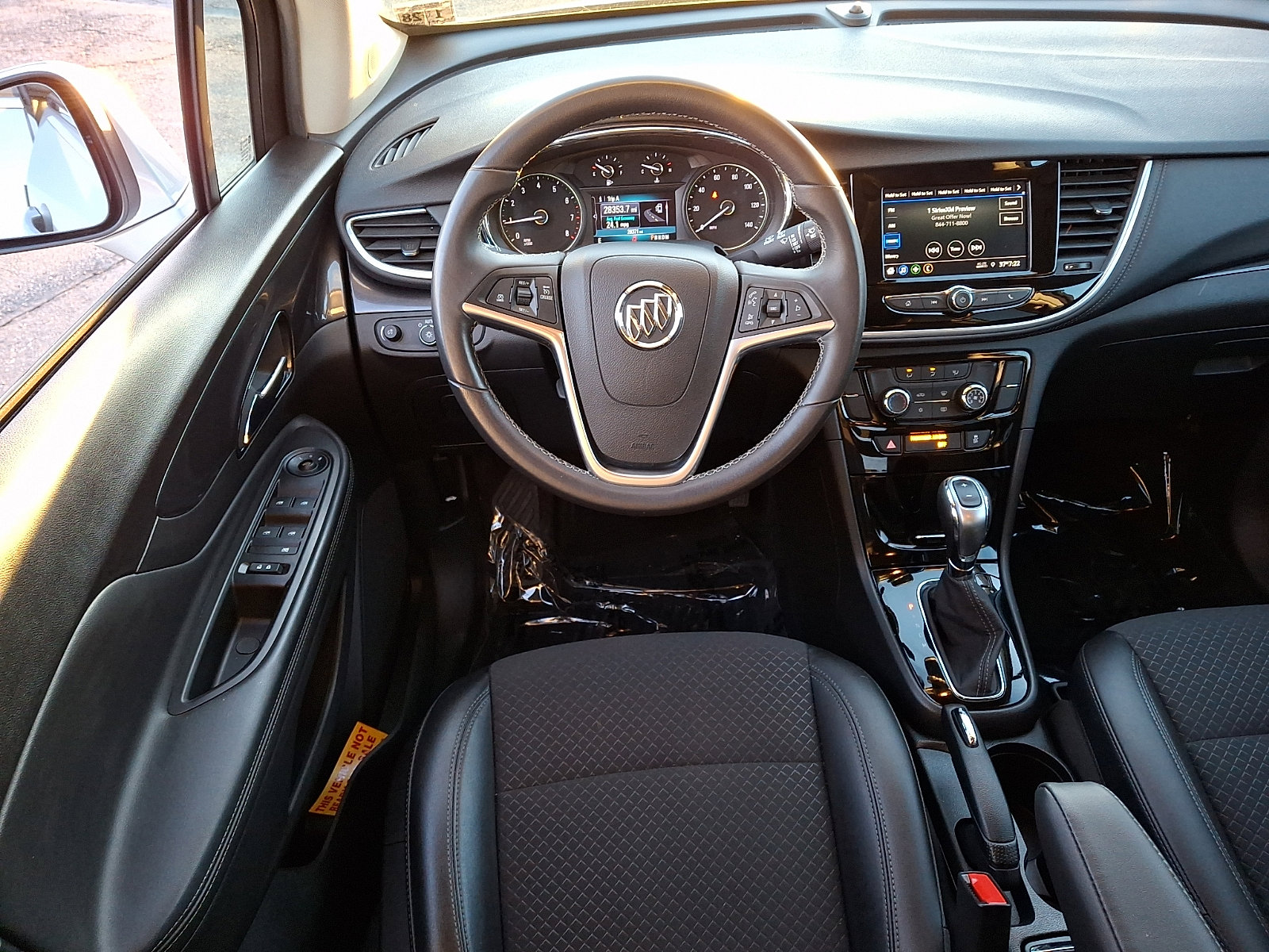 Certified 2022 Buick Encore Preferred w/ Safety Package image 12