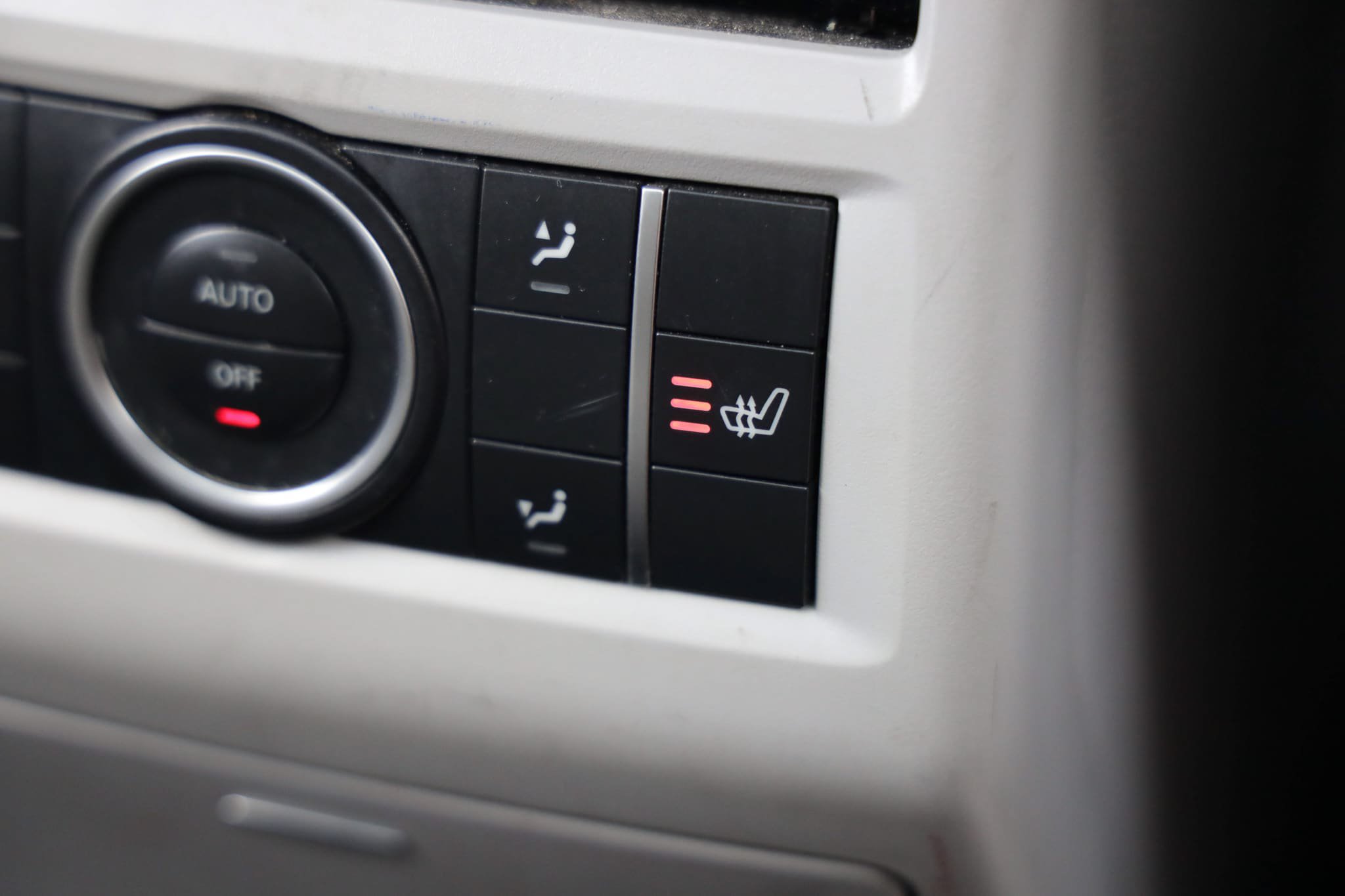 Used 2015 Mercedes-Benz GL 450 4MATIC image 48