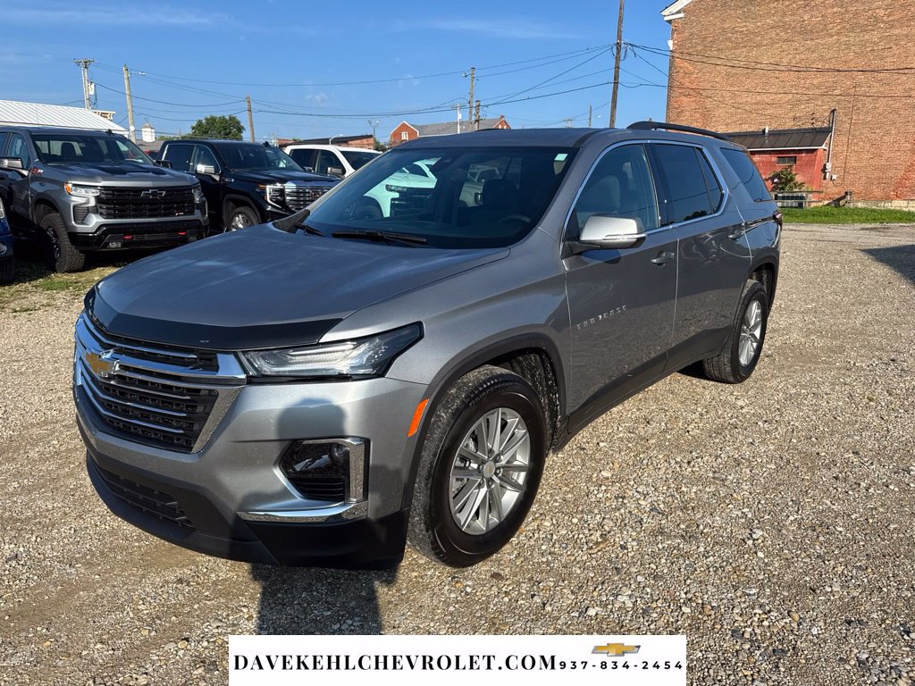 Used 2023 Chevrolet Traverse LT AWD/4WD image 1