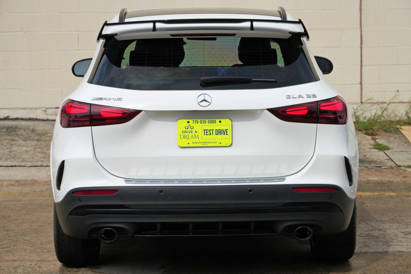Used 2025 Mercedes-Benz GLA 35 AMG 4MATIC w/ AMG Aerodynamics Package image 54