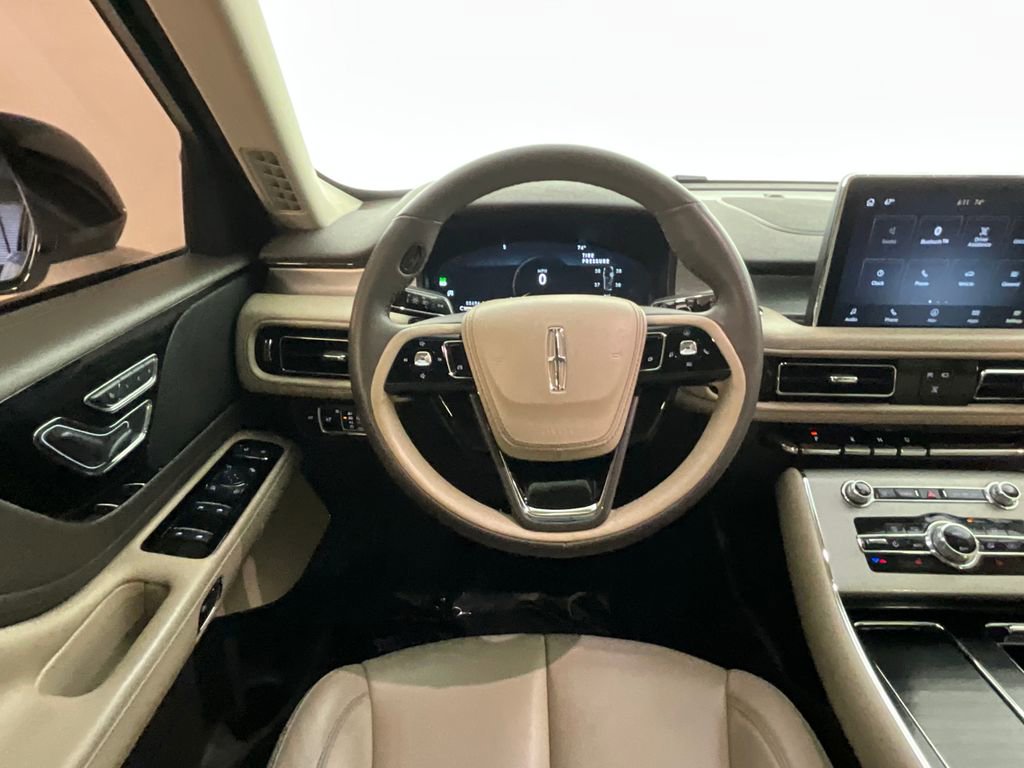 Used 2021 Lincoln Aviator 2WD image 11