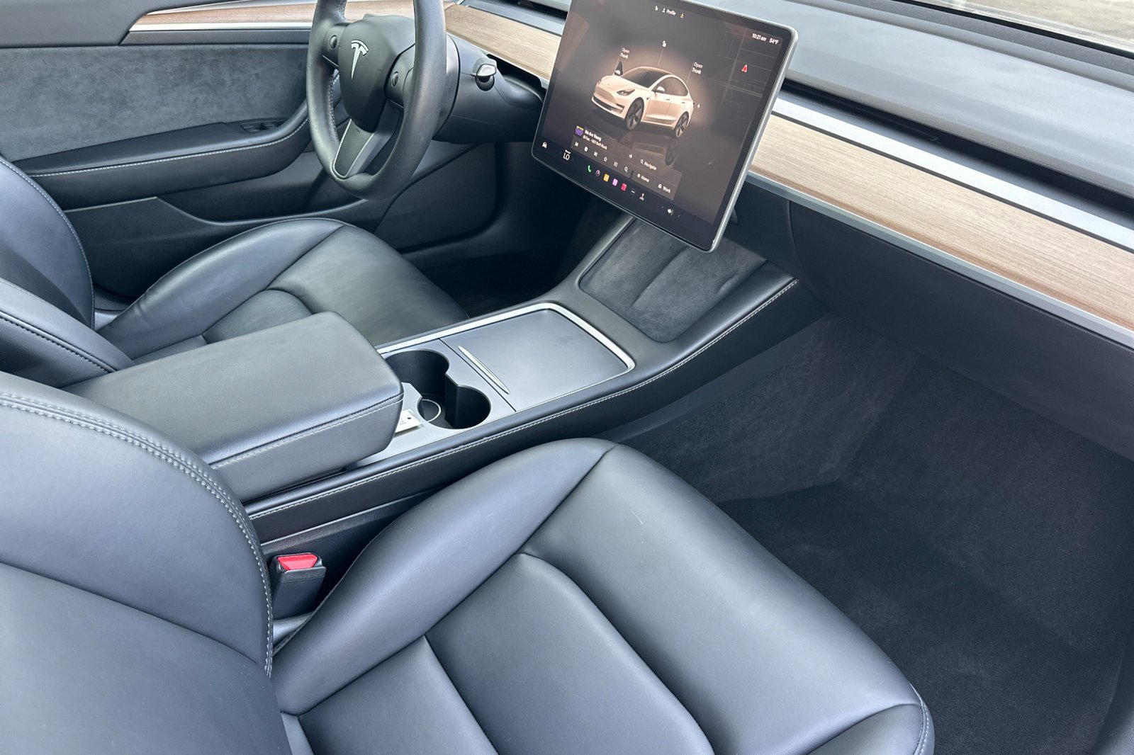 Used 2023 Tesla Model 3 Standard Range image 15