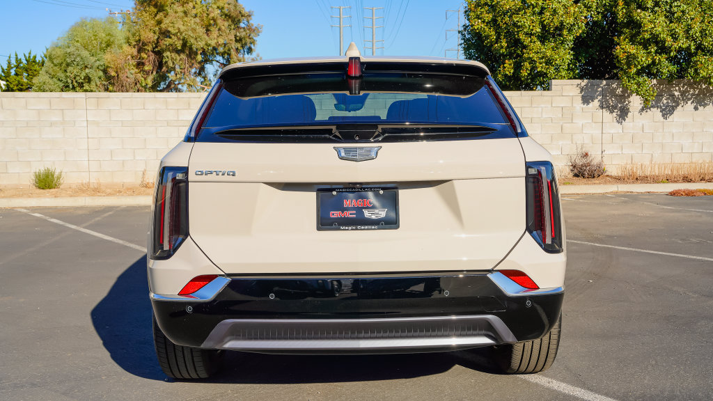 New 2027 Cadillac Optiq Premium Luxury RWD image 8