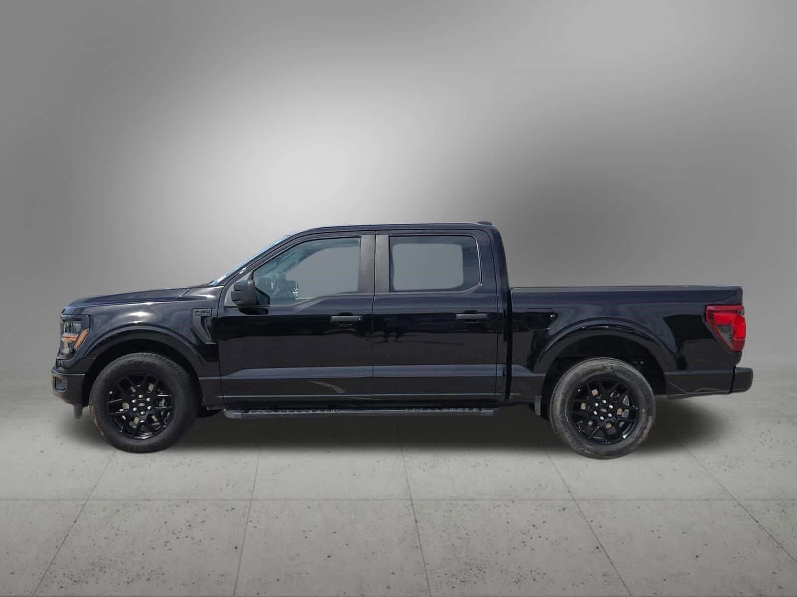 Used 2024 Ford F150 STX w/ STX Black Appearance Package RWD image 3