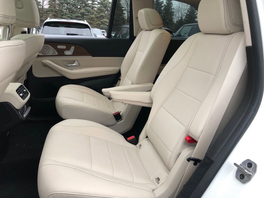 Certified 2022 Mercedes-Benz GLS 450 4MATIC image 35