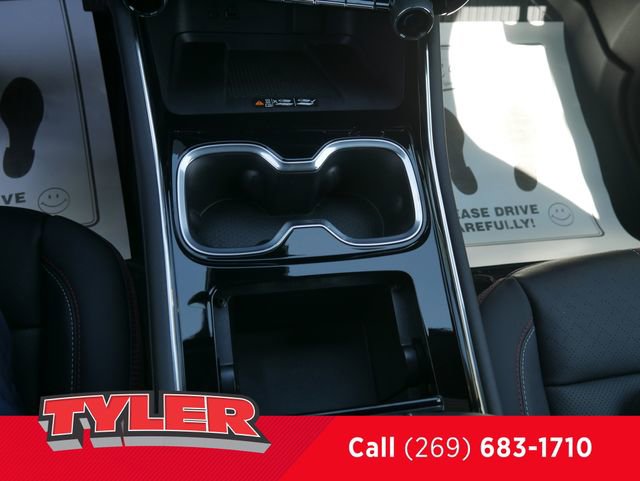New 2026 Chevrolet Traverse RS w/ LPO, Floor Liner Package image 37