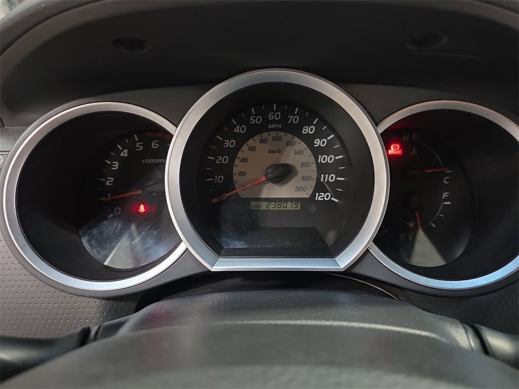 Used 2005 Toyota Tacoma 4x4 Access Cab image 19