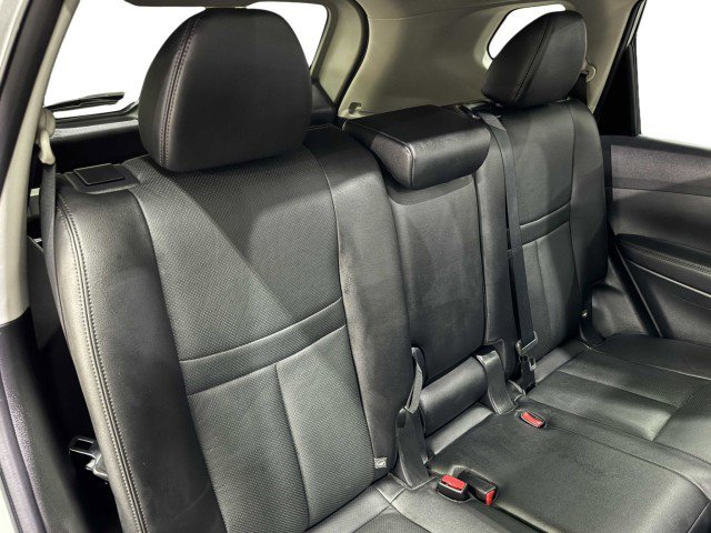 Used 2016 Nissan Rogue SL w/ SL Premium Package image 61